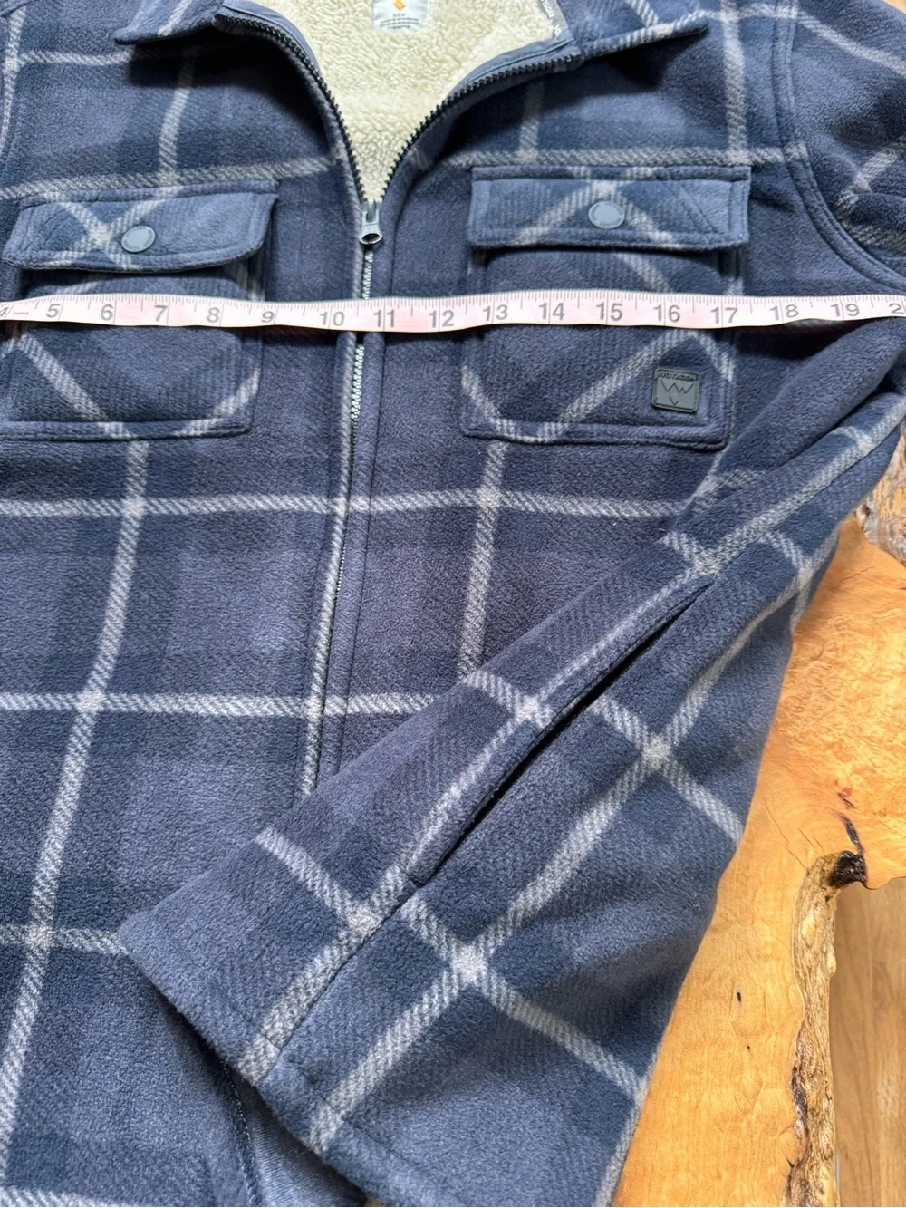 Voyager Men’s Navy Plaid Fleece Sherpa-lined Jacket Size S